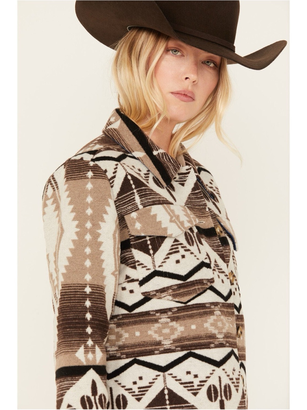 Idyllwind Women’s Addy Southwestern Print Shacket Size Medium NWT - Picture 2 of 3